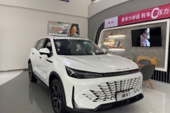 10萬級(jí)SUV卷王 北京汽車新X7 大空間 更舒適