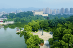 网红景区的最潮打开方式！小宇重庆秀湖公园开跑