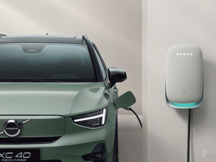 2024款沃爾沃40系純電產(chǎn)品上市 品牌充電樁發(fā)布