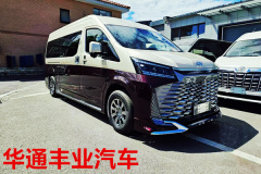 豐田海獅6座帶衛生間海獅凱薩皇冠版