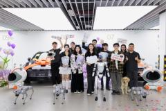 紅黑內(nèi)飾、紫漆最受歡迎，“科技獵裝轎跑”極氪007GT開啟全國交付