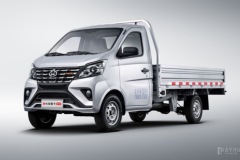 3.99萬元起，新長安星卡加長版上市