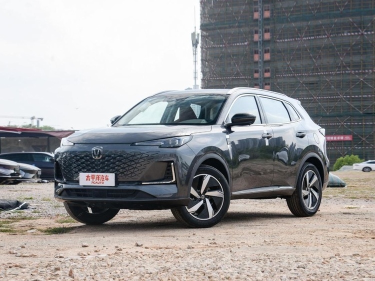 誰是10萬SUV“全能王”？長安CS55PLUS對比吉利博越