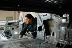 洞察汽車(chē)“微觀宇宙”：無(wú)損檢測(cè)的科技慧眼