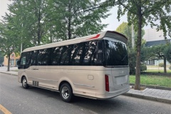 紅旗國悅黑武士現車 懸浮桌板全隔斷