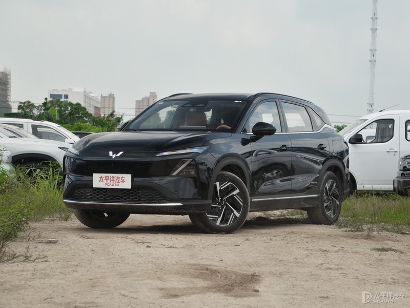 25款五菱星光S實(shí)車亮相 預(yù)計(jì)8月內(nèi)上市