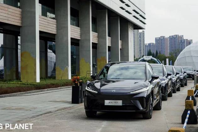 傳統(tǒng)車企竟成卷王？飛凡R7軟硬兼具來應(yīng)戰(zhàn)