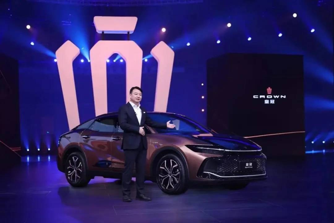 有一說一｜皇冠歸來，能否蛻變？