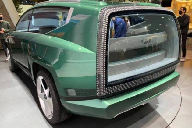 现代首款电动SUV发布：售价40万元，车屁股“镶钻”！