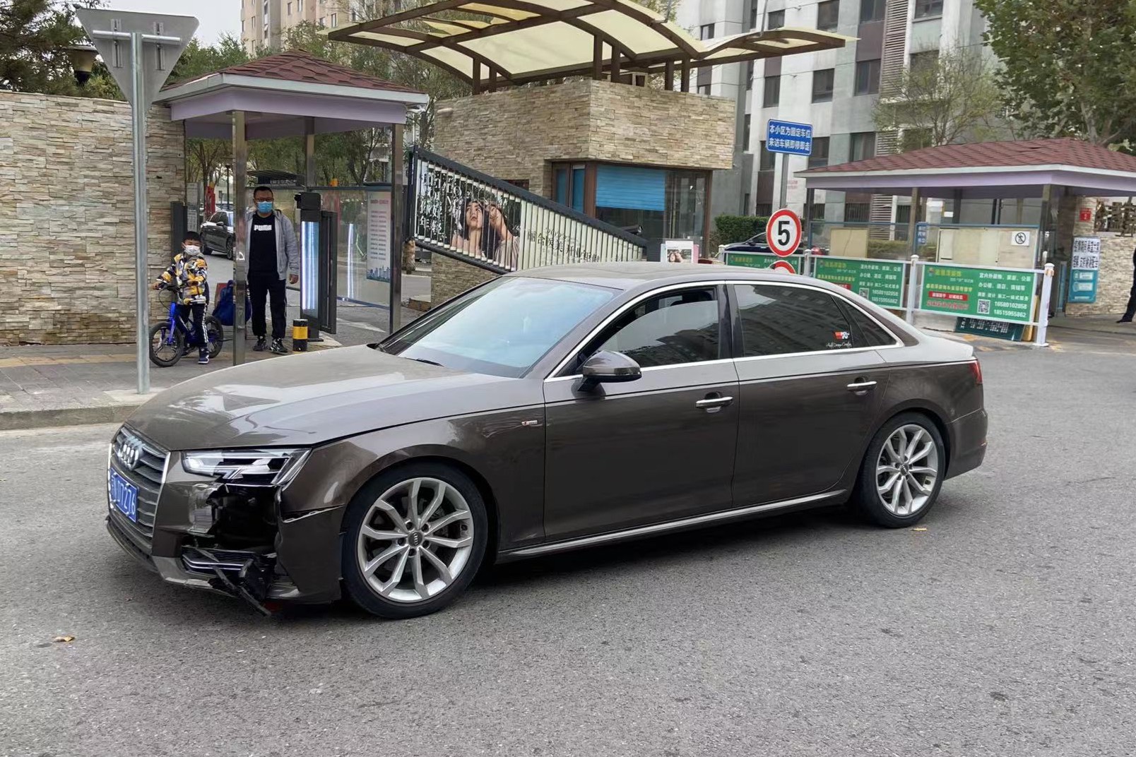 奧迪4S店惡意損壞車主車輛，騙保牟取保險定損費用