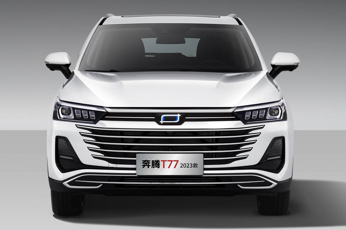 全新車標(biāo) 外觀升級(jí) 11.48萬起 改款的奔騰T77怎么選