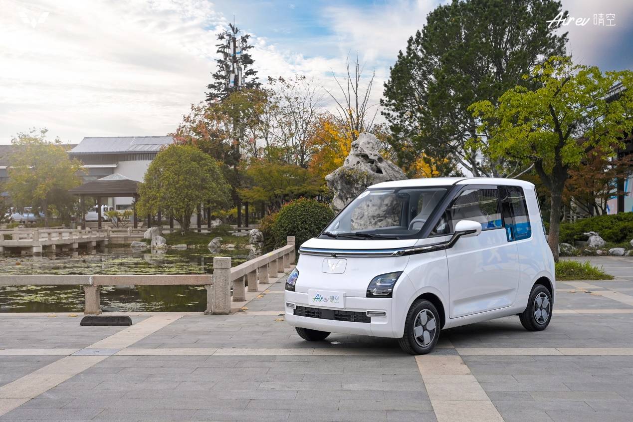 家庭增購(gòu)首選，五菱晴空電動(dòng)車上市，6.78萬(wàn)起