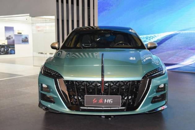 紅旗H6亮相2022廣州車展，2.0T+8AT，是年輕人菜？