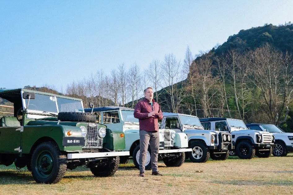 【e汽車】士·不可擋,路虎·衛士130車型正式上市
