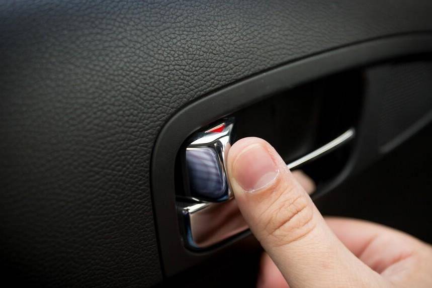 汽车门锁行程如何设计？汽车门锁系统与内外手柄匹配性要求