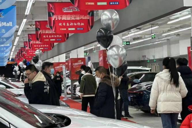 汽車商業(yè)賣場Mall來了！萬達(dá)時尚車展也要常態(tài)化