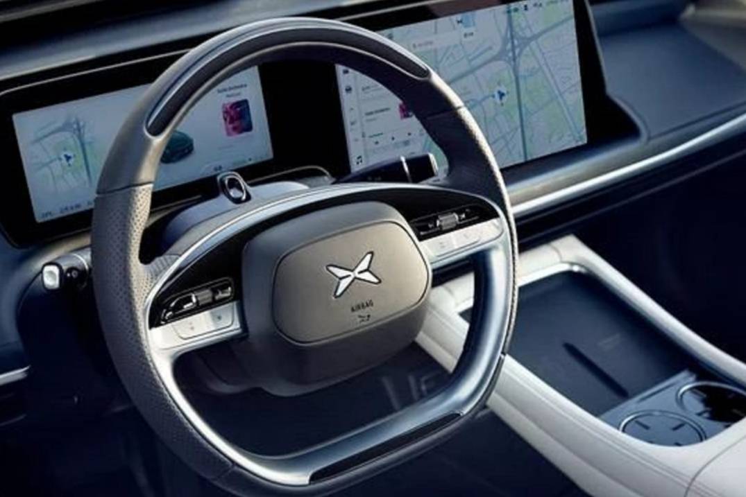 为挽留用户，逆流而上，福特承诺继续使用CarPlay