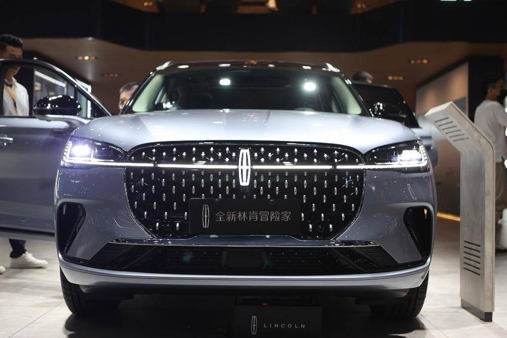 林肯冒險家亮相上海車展:成為豪華SUV市場的新寵!
