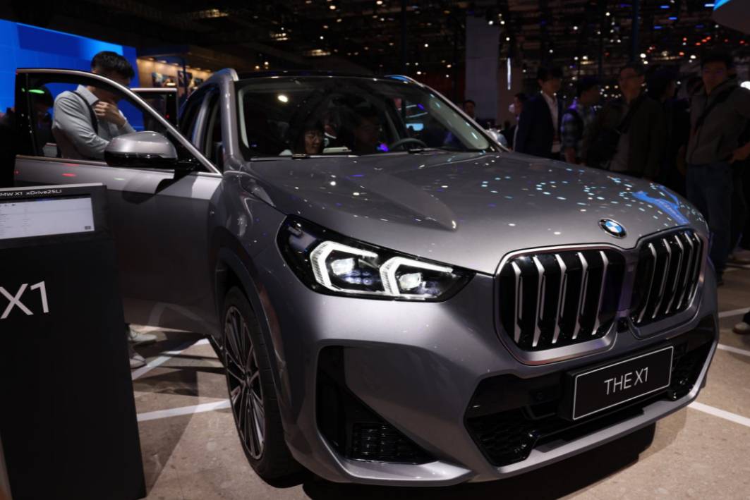 2023上海車展競(jìng)爭(zhēng)激烈，新款林肯冒險(xiǎn)家“黑馬”出圈