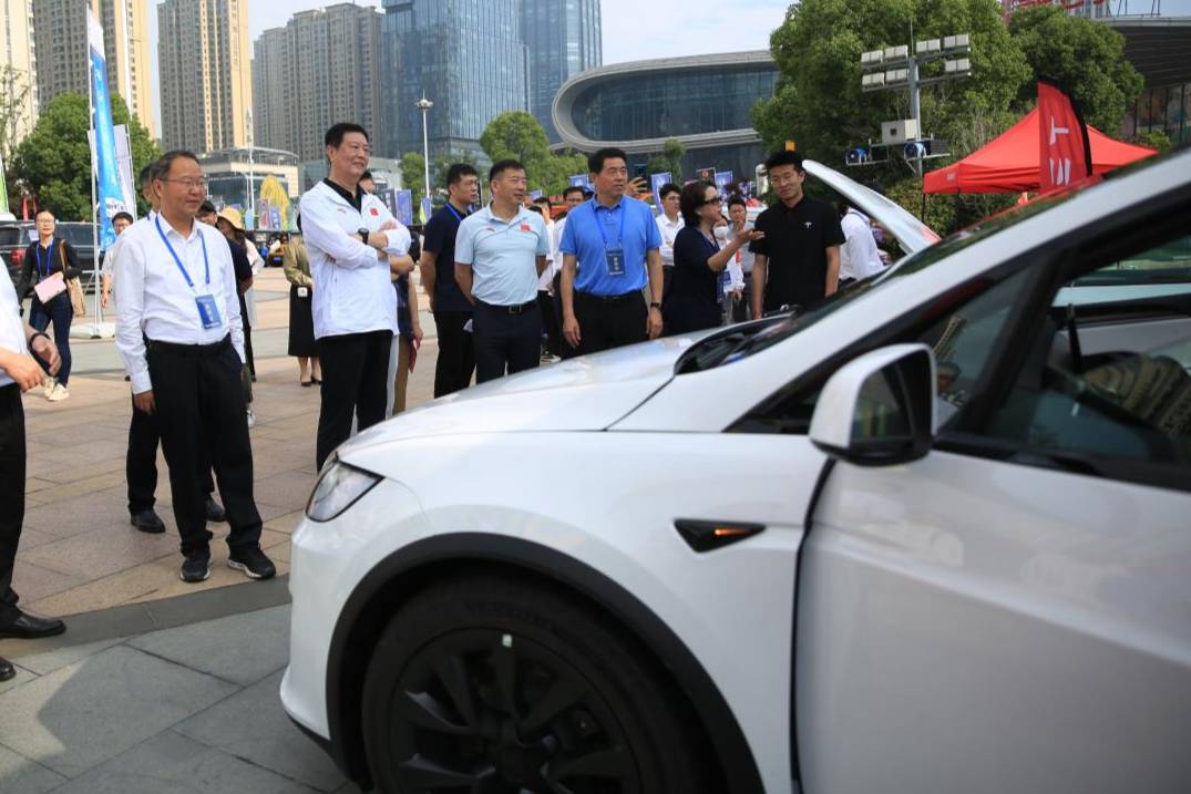 长三角汽车（房车）集结赛举行，特斯拉入选赛事保障车