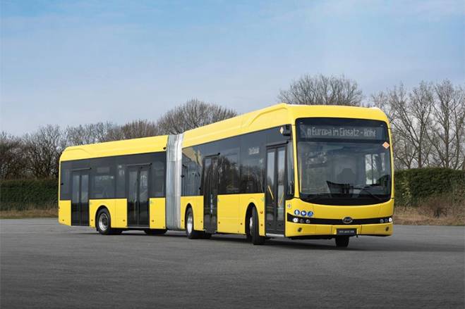 比亚迪新款纯电大巴正式亮相 可容纳140名乘客
