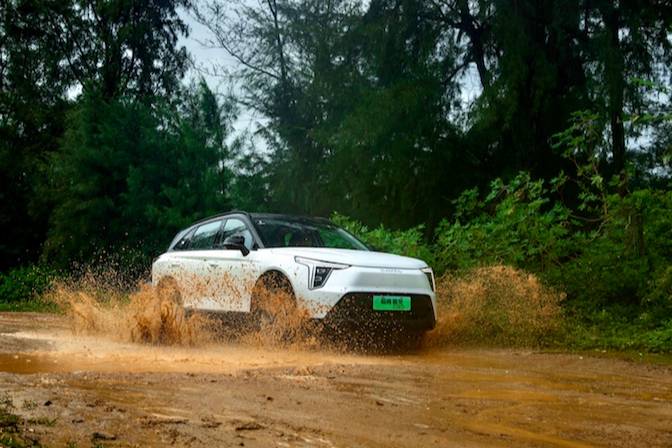 試駕哈弗梟龍PHEV，一款更具性價比的插混SUV選擇？