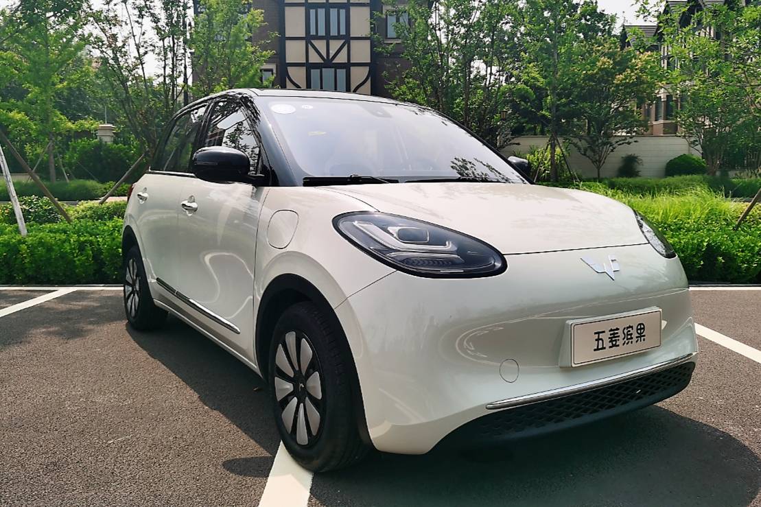 銷量爆火的五菱繽果,僅僅是因為掛了五菱車標?