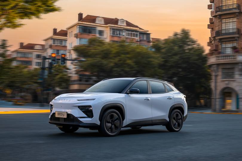 奇瑞eQ7全新亮相，鋁基輕量新車身助力強(qiáng)勁動(dòng)力！