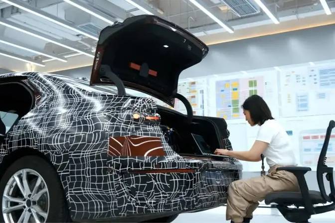 国内已启动本土化研发 宝马L3级自动驾驶最快今年底推出