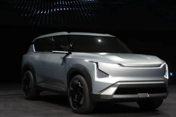 起亞純電SUV EV5將于8月亮相，瞄準Model Y？