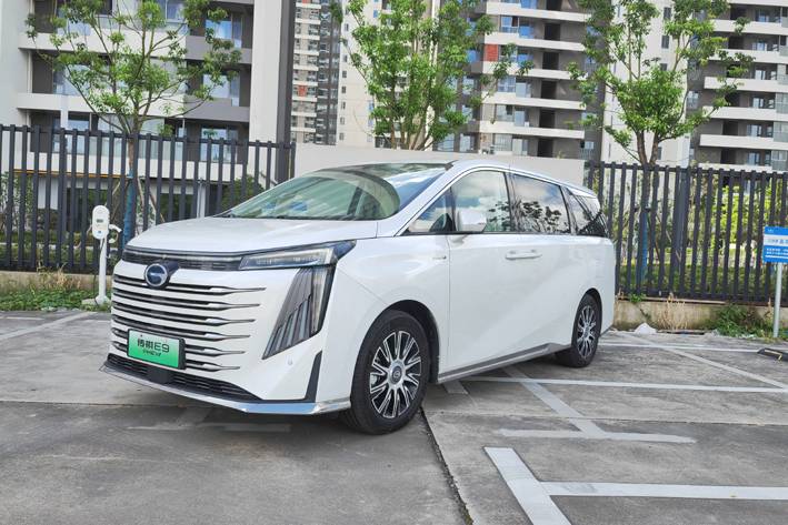 中國智電新能源旗艦MPV 試駕廣汽傳祺E9
