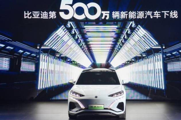 中国汽车品牌将占七成市场，汽车变革浪潮下，如何把握投资机会？