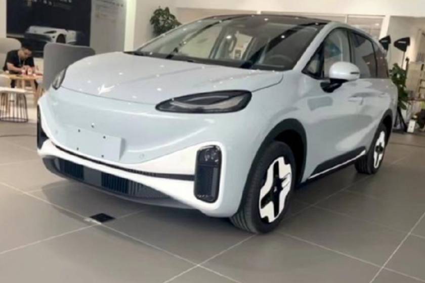 25號開啟預售，極狐汽車考拉打造理想親子車型