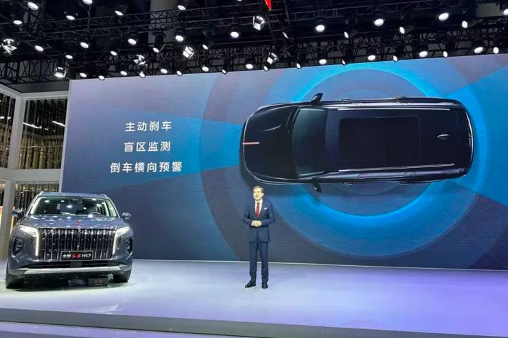 2023成都車展 全新紅旗HS7上市 售價25.58萬起