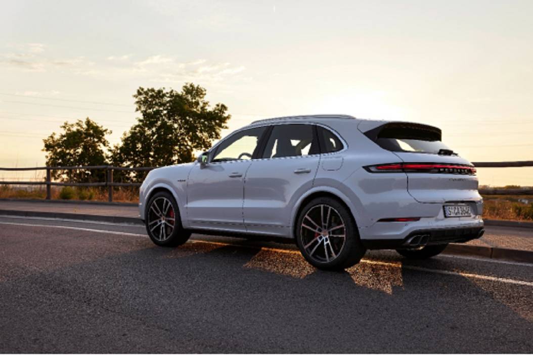 保時捷推出有史以來動力最強勁的 Cayenne