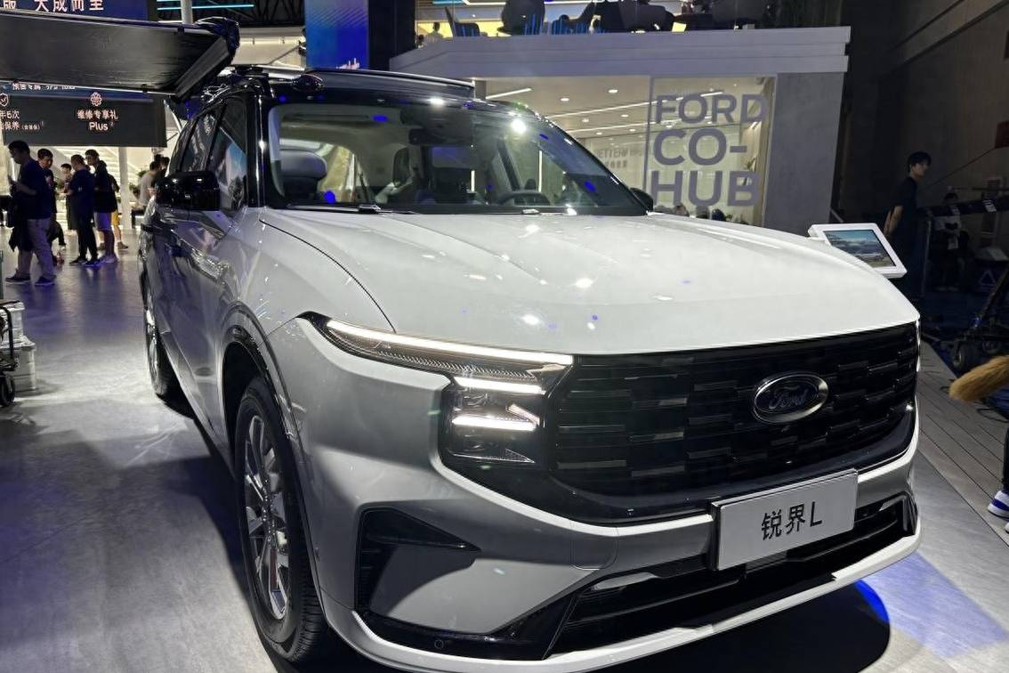 成都車(chē)展看銳界L，細(xì)節(jié)上做的很不錯(cuò)