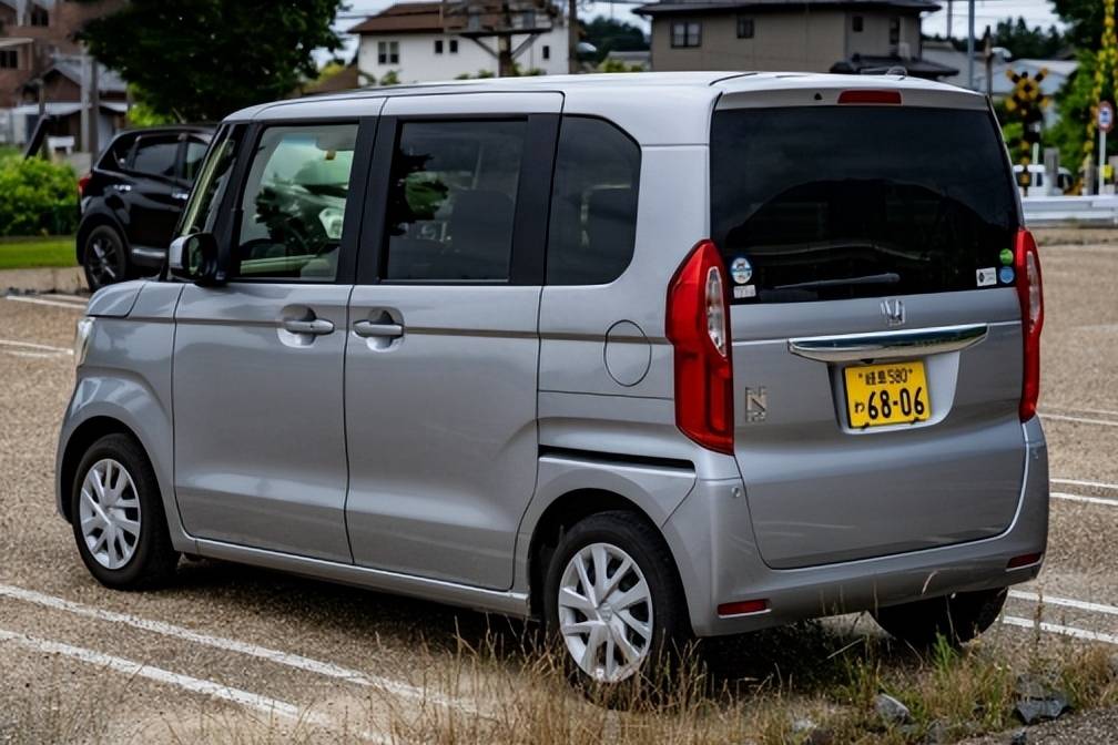 日本10年來，汽車銷量第一的車，為什么是它？