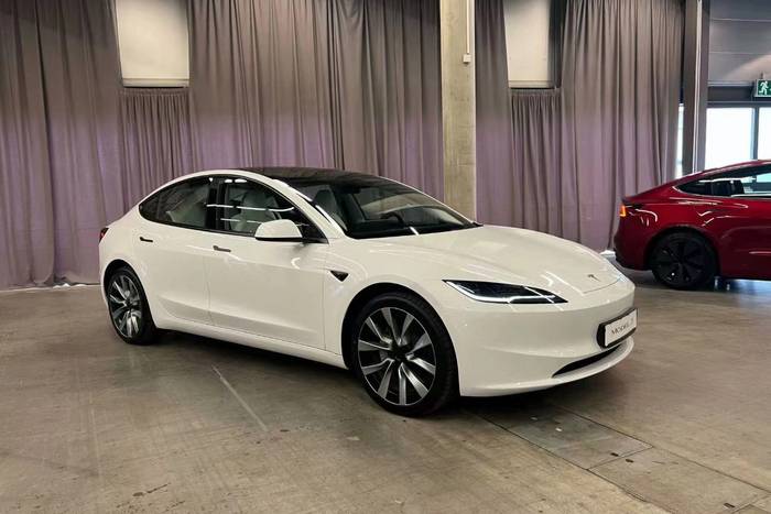 713km續(xù)航，新款特斯拉Model 3漲價2.8萬！