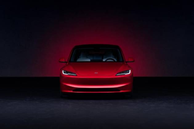 给“智能运动”一个精准定义：Model 3 焕新版来袭