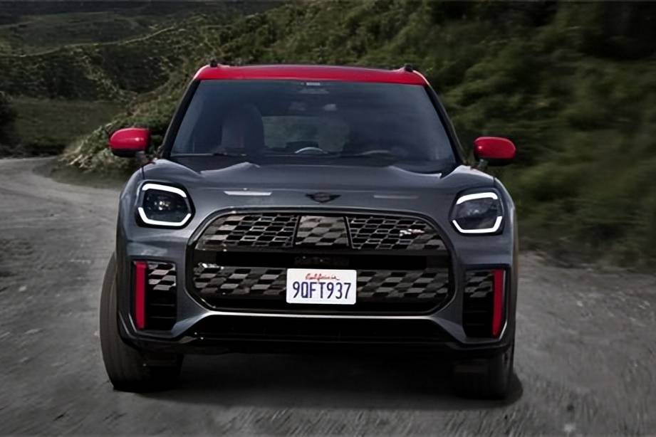 全新MINI JCW COUNTRYMAN官圖發(fā)布