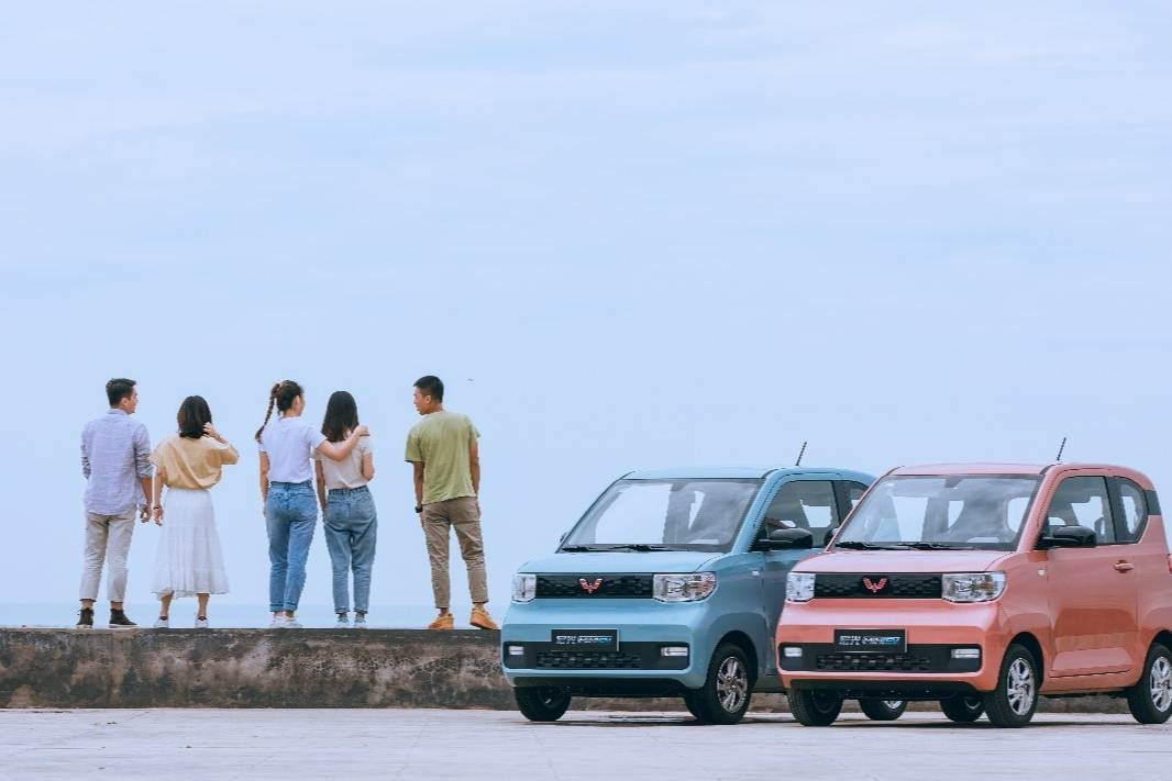 五菱宏光MINIEV小車不簡單，越南上市受追捧，純電代步車