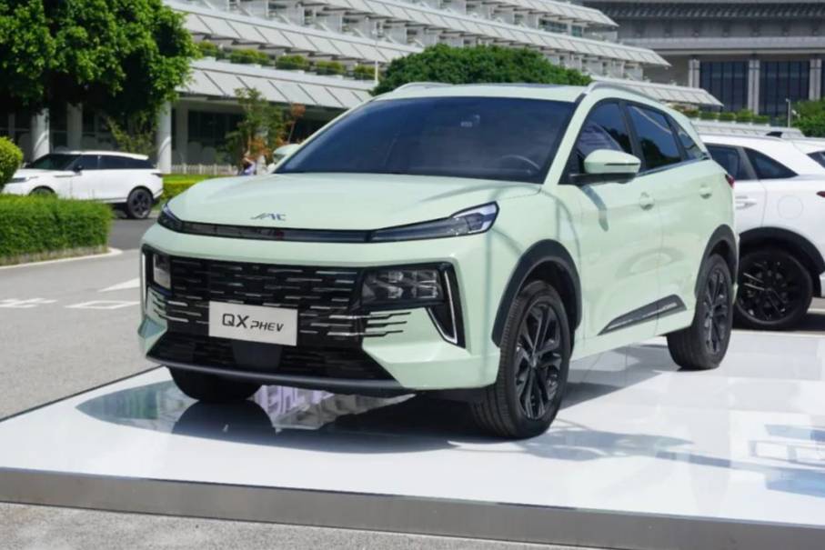 新車丨江淮汽車競逐智能新能源，江淮QX PHEV“打頭陣”