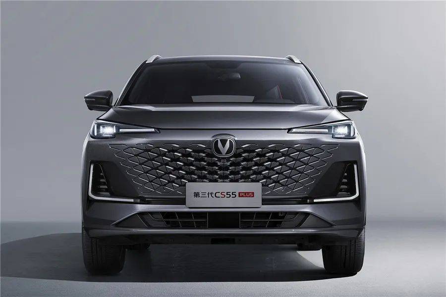 10萬級(jí)家用精品SUV，為何首選長安第三代CS55PLUS？