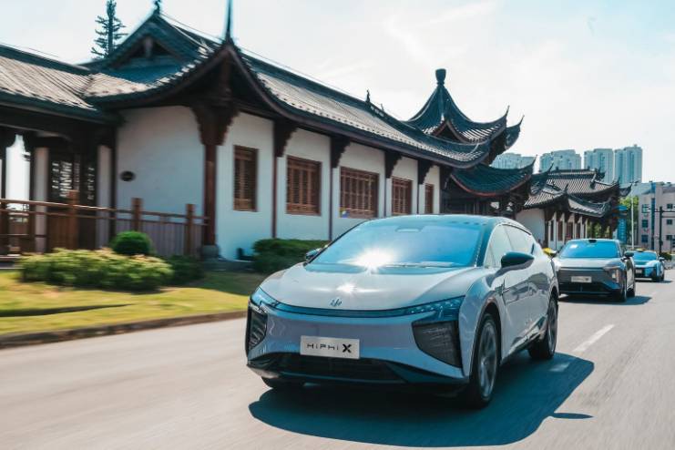 高合汽車發布自研高算力智能座艙平臺，實現智能化技術顛覆性進化