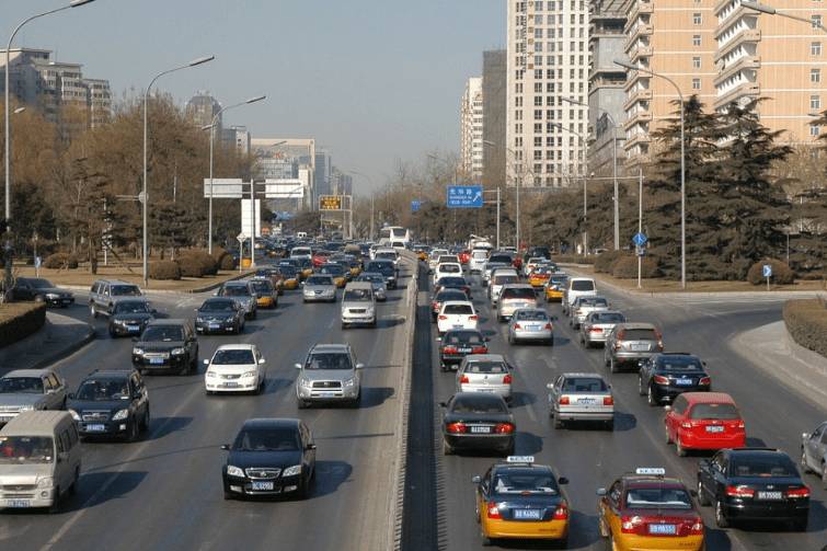 汽車已經(jīng)行進(jìn)到新能源時(shí)代了，手動(dòng)擋汽車還有存在的必要嗎？