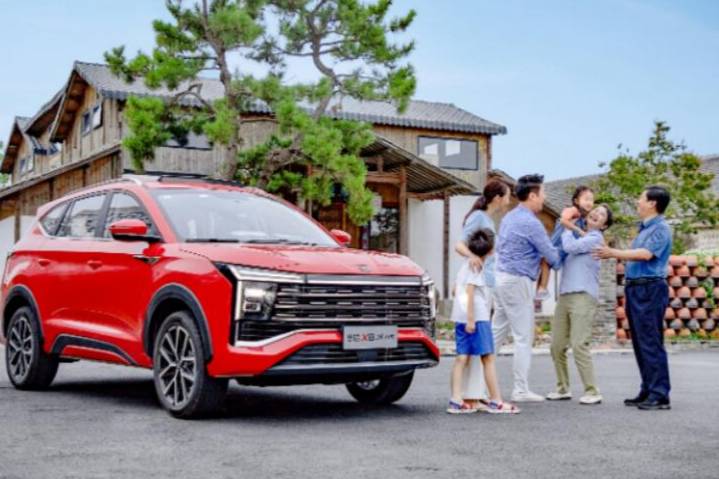 思皓X8 PLUS更符合大家庭的用車(chē)需求