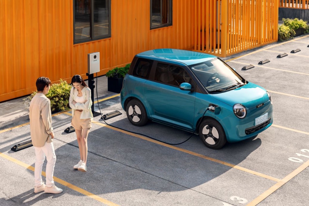 快沖？售價6.19萬元，長安Lumin快充車型帶你遙遙領先！