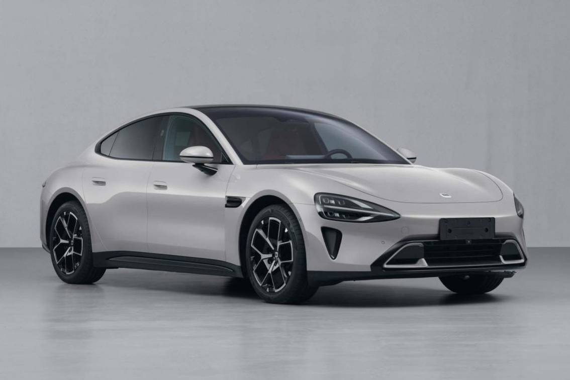 小米汽車(chē)SU7終于曝光，由北汽越野代工，定價(jià)多少錢(qián)你才會(huì)等它