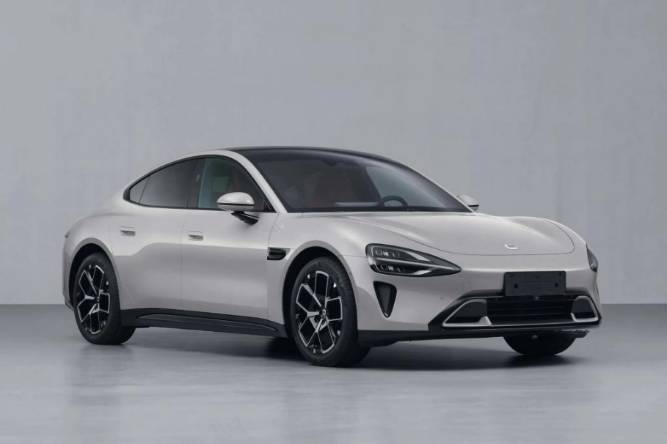小米汽車正式曝光 定名SU7