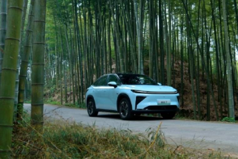 電池只是基礎，續航全靠技術，看“車圈瑞幸”睿藍7如何領先同級